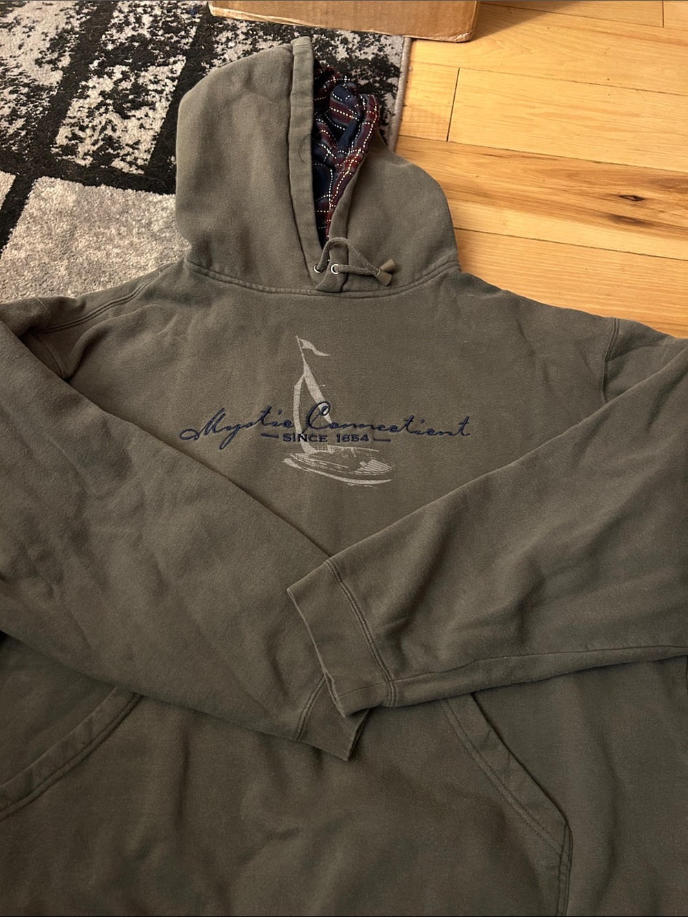 Olive Green Graphic Hooded Sweatshirt